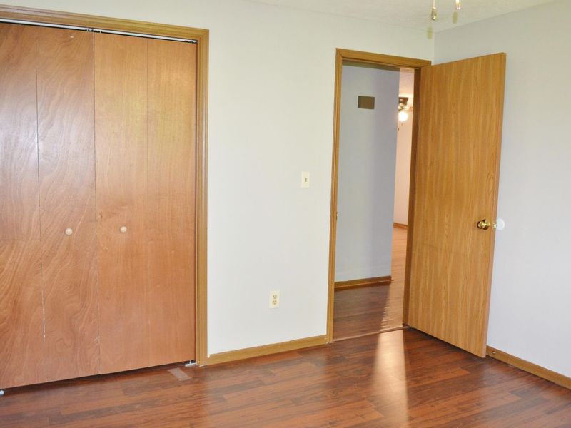 4430 E Ridgewood Road, Springfield, OH 45503 Photo 23