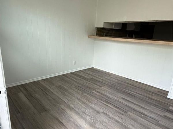 1006 N Meadows DR, Austin, TX 78758