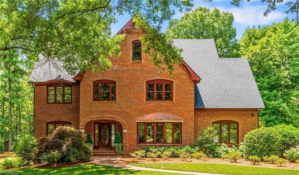 807 Blanton Place, Greensboro, NC 27408 Main Photo