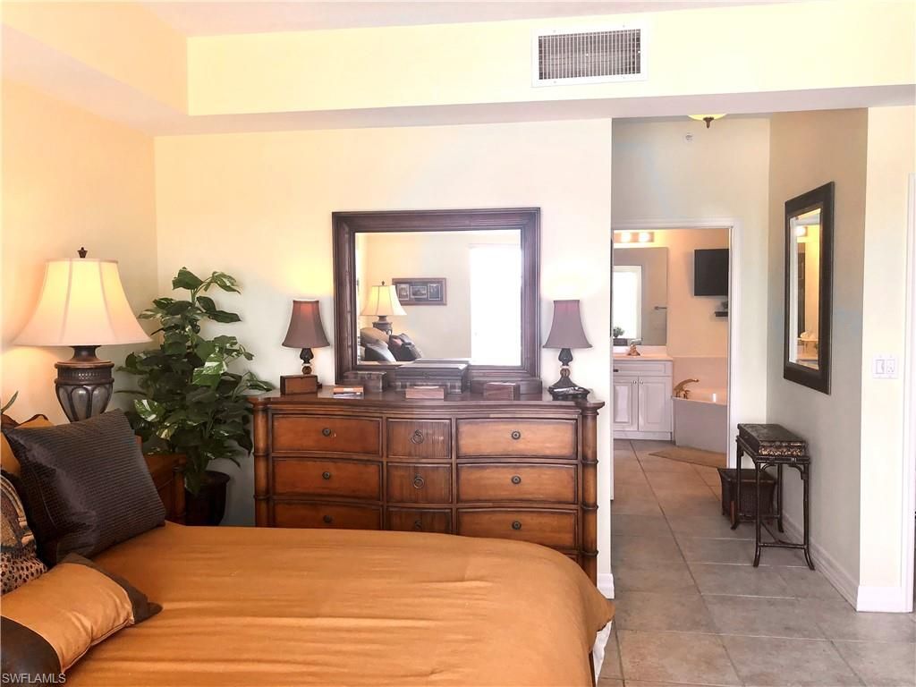 451 Bayfront Pl , Unit 5311, Naples, FL 34102 Photo