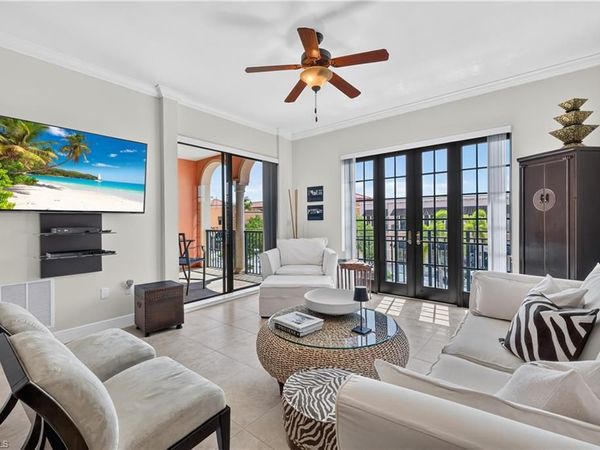 23161 Fashion DR, Unit 7210, ESTERO, FL 33928