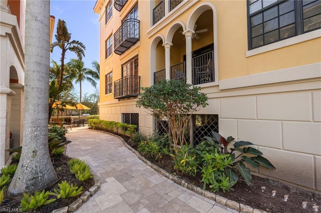 23161 Fashion Dr, Unit 7210, Estero, FL 33928 Photo