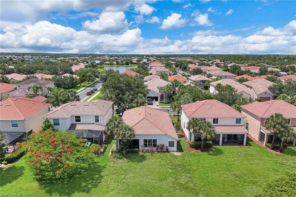 2010 Fairmont Ln , Naples, FL 34120 Photo