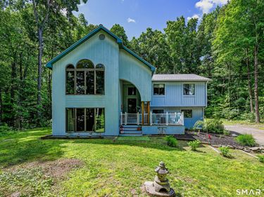 10 Candleview, Sherman, CT 06784