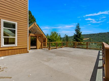 12455 Hallwood Pl, Grass Valley, CA 95949 Photo