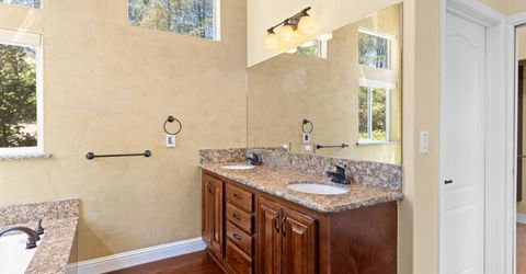12455 Hallwood Pl, Grass Valley, CA 95949 Photo