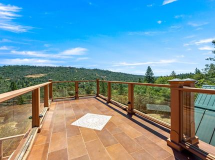 12455 Hallwood Pl, Grass Valley, CA 95949 Photo