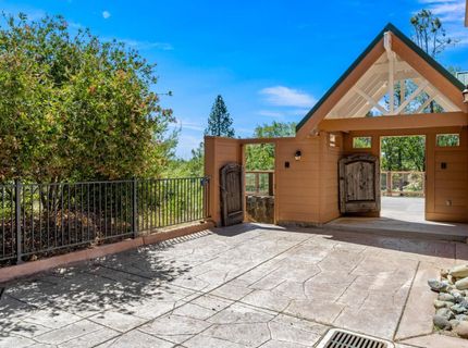 12455 Hallwood Pl, Grass Valley, CA 95949 Photo