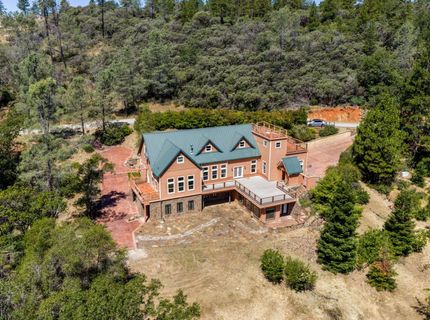 12455 Hallwood Pl, Grass Valley, CA 95949 Photo