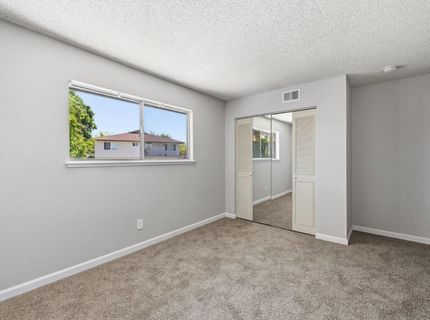 279 Sharp Cir #4, Unit 4, Roseville, CA 95678 Photo