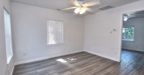 361 W El Camino Ave, Sacramento, CA 95833 Photo
