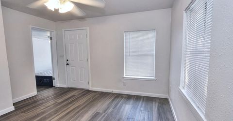 361 W El Camino Ave, Sacramento, CA 95833 Photo