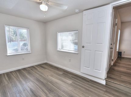 361 W El Camino Ave, Sacramento, CA 95833 Photo