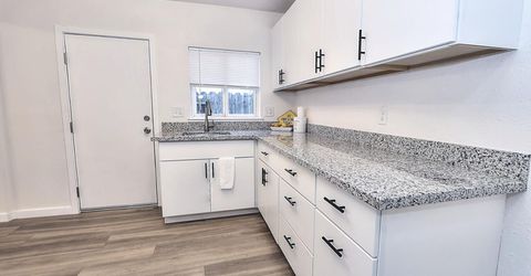 361 W El Camino Ave, Sacramento, CA 95833 Photo