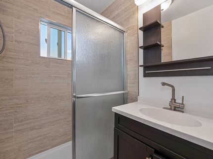 1825-1827 Roy Ave, Sacramento, CA 95815 Photo