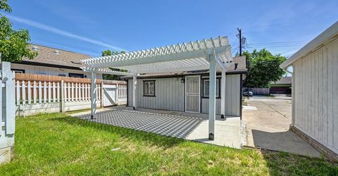 1825-1827 Roy Ave, Sacramento, CA 95815 Photo