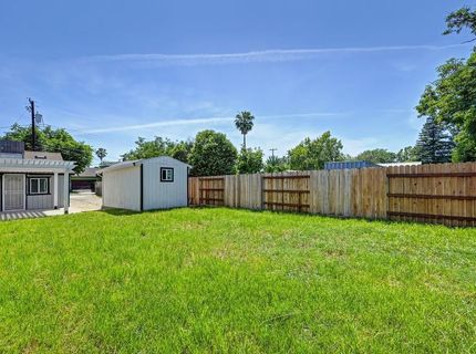 1825-1827 Roy Ave, Sacramento, CA 95815 Photo
