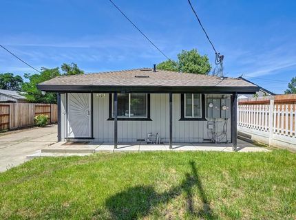 1825-1827 Roy Ave, Sacramento, CA 95815 Photo