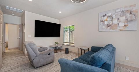 1825-1827 Roy Ave, Sacramento, CA 95815 Photo