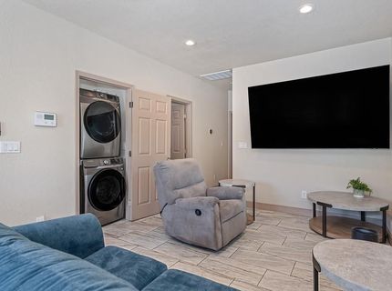 1825-1827 Roy Ave, Sacramento, CA 95815 Photo