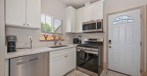 1825-1827 Roy Ave, Sacramento, CA 95815 Photo