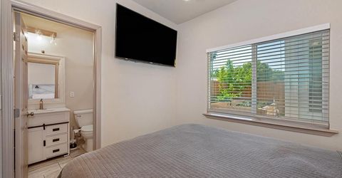 1825-1827 Roy Ave, Sacramento, CA 95815 Photo