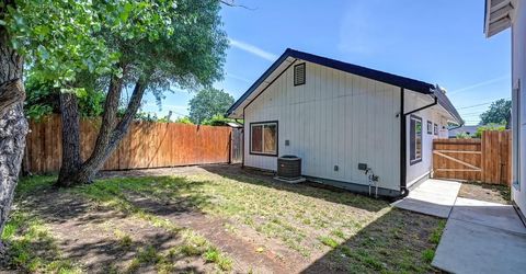 1825-1827 Roy Ave, Sacramento, CA 95815 Photo