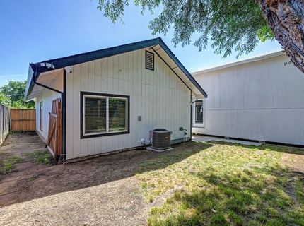1825-1827 Roy Ave, Sacramento, CA 95815 Photo