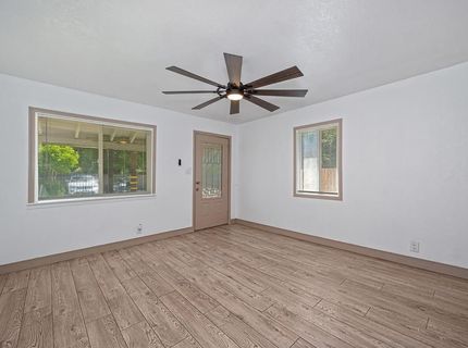 1825-1827 Roy Ave, Sacramento, CA 95815 Photo