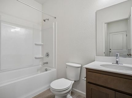 2724 Blairsville Ln, Manteca, CA 95337 Photo