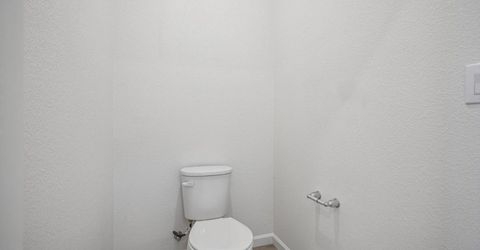 2724 Blairsville Ln, Manteca, CA 95337 Photo