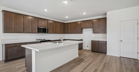 2724 Blairsville Ln, Manteca, CA 95337 Photo