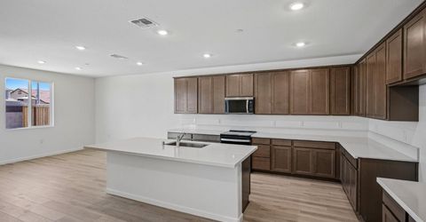 2724 Blairsville Ln, Manteca, CA 95337 Photo