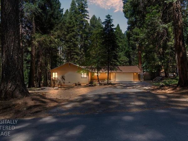 2226 Blair Rd, Pollock Pines, CA 95726