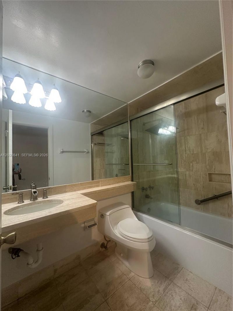 700 Biltmore Way, Unit 408, Coral Gables, FL 33134 Photo