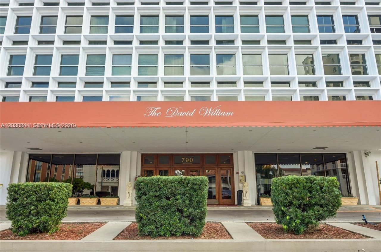 700 Biltmore Way, Unit 408, Coral Gables, FL 33134 Photo