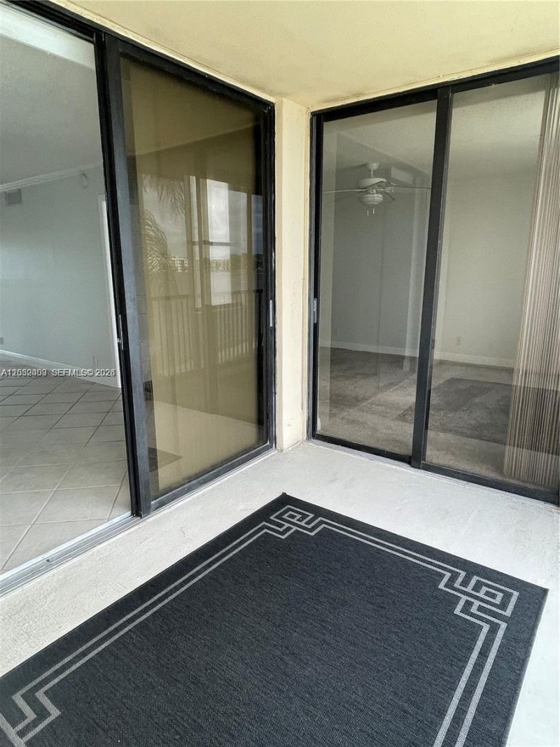 110 Lake Emerald , Unit 203, Oakland Park, FL 33309 Photo
