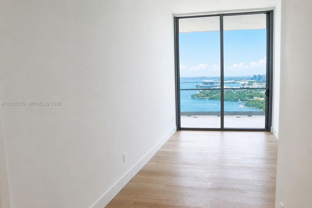 175 SE 25 Rd , Unit 3103, Miami, FL 33129 Photo