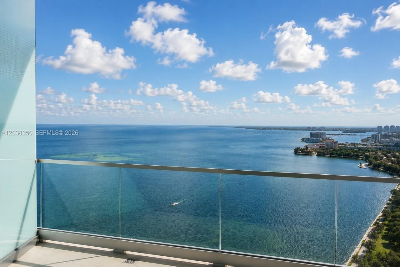 175 SE 25 Rd , Unit 3103, Miami, FL 33129 Photo