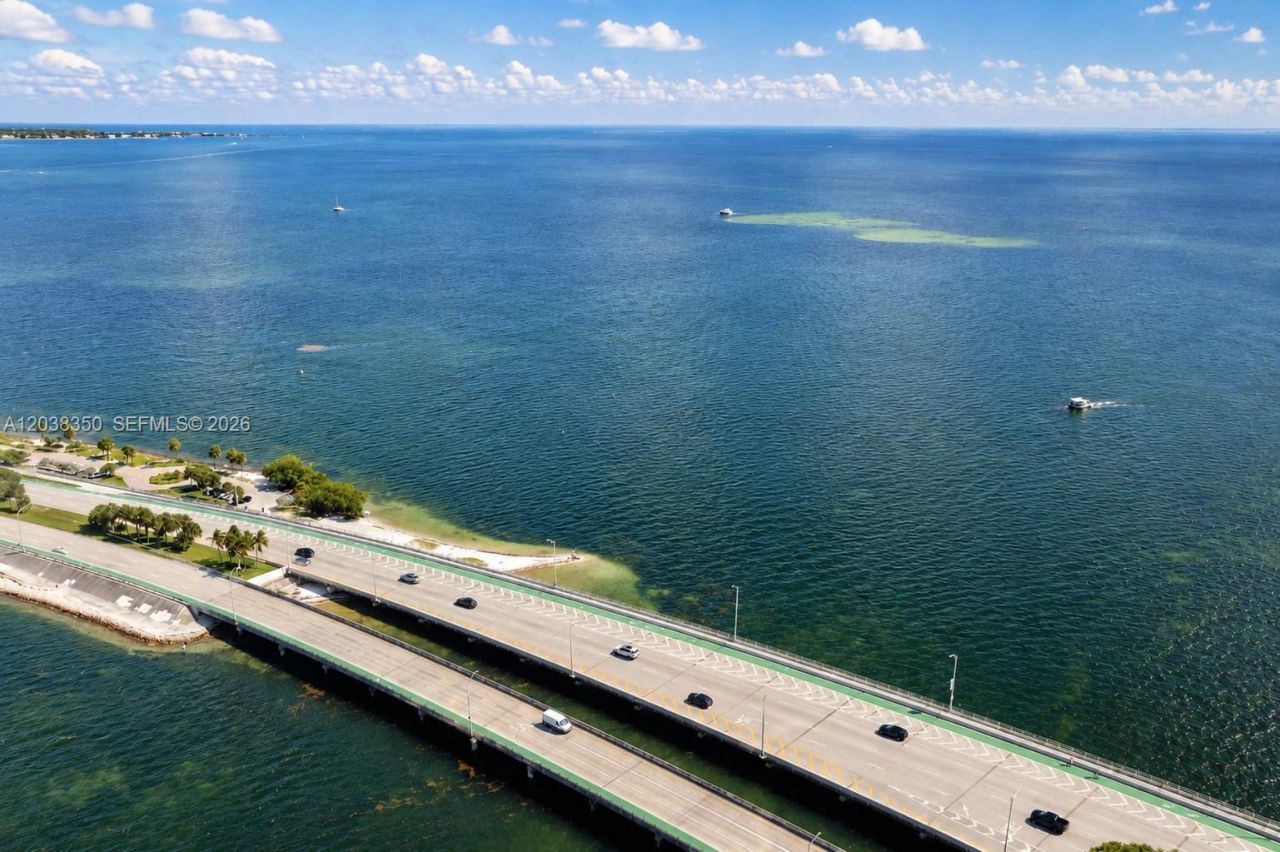 175 SE 25 Rd , Unit 3103, Miami, FL 33129 Photo