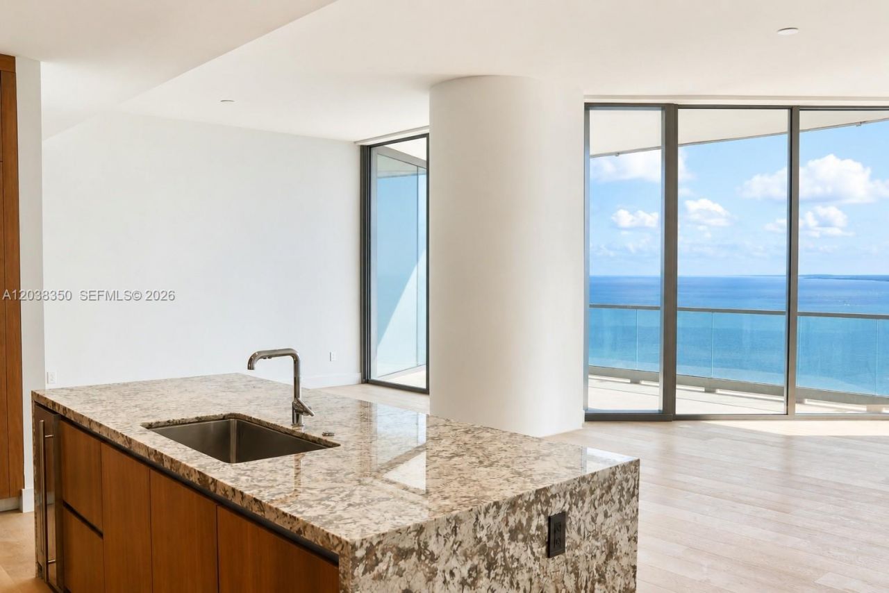 175 SE 25 Rd , Unit 3103, Miami, FL 33129 Photo