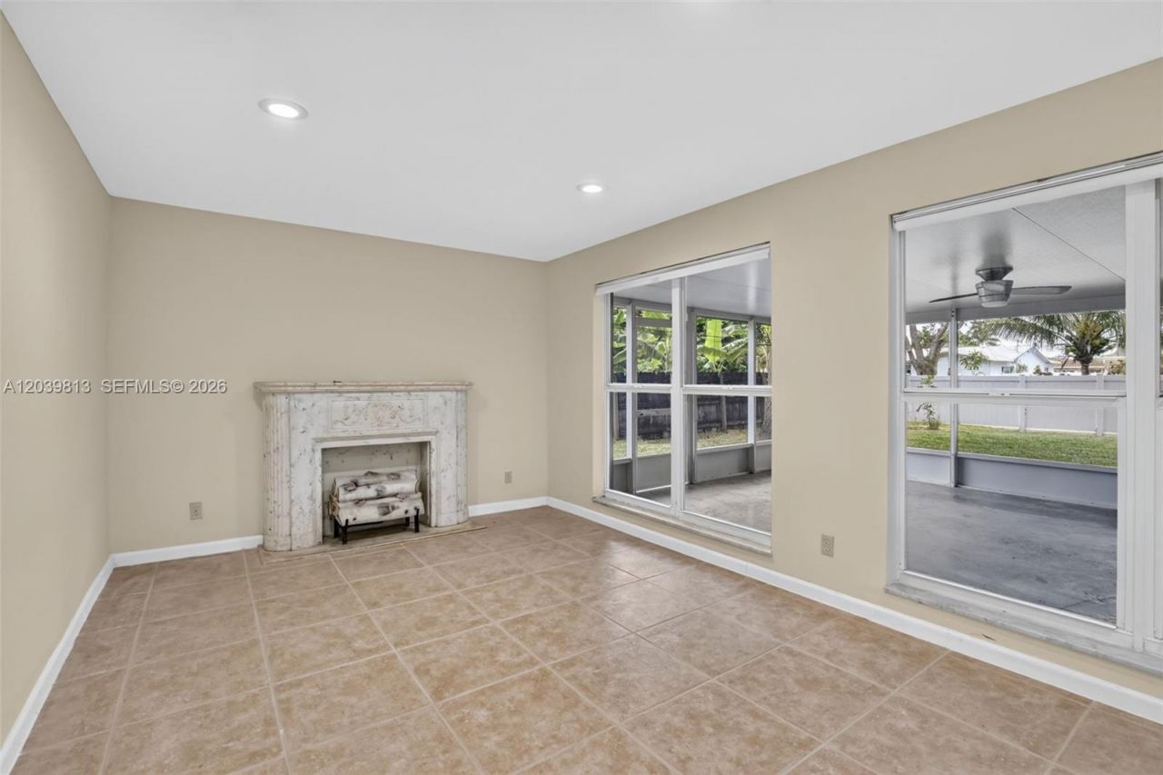 5511 Taylor St, Hollywood, FL 33021 Photo