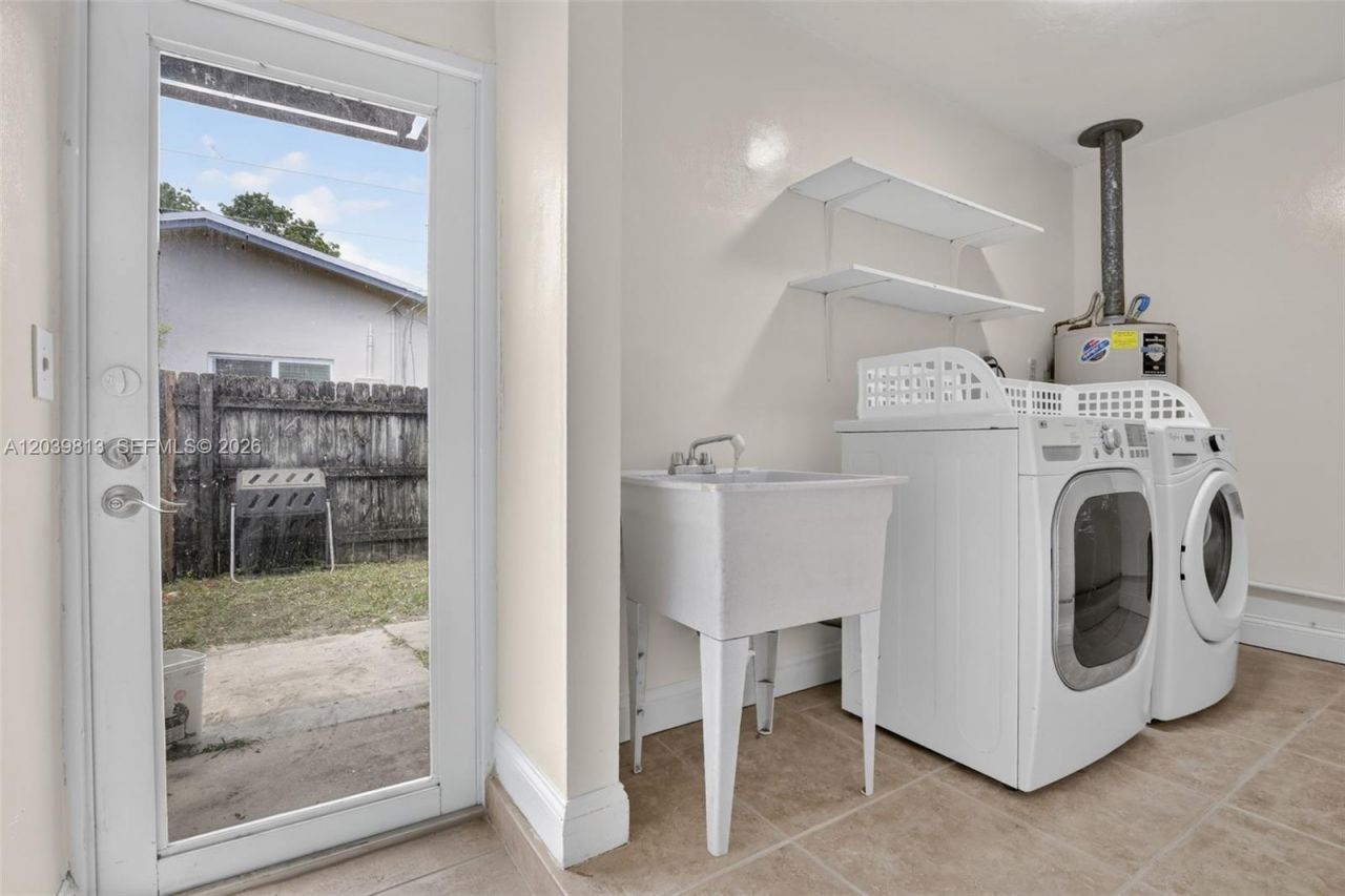 5511 Taylor St, Hollywood, FL 33021 Photo