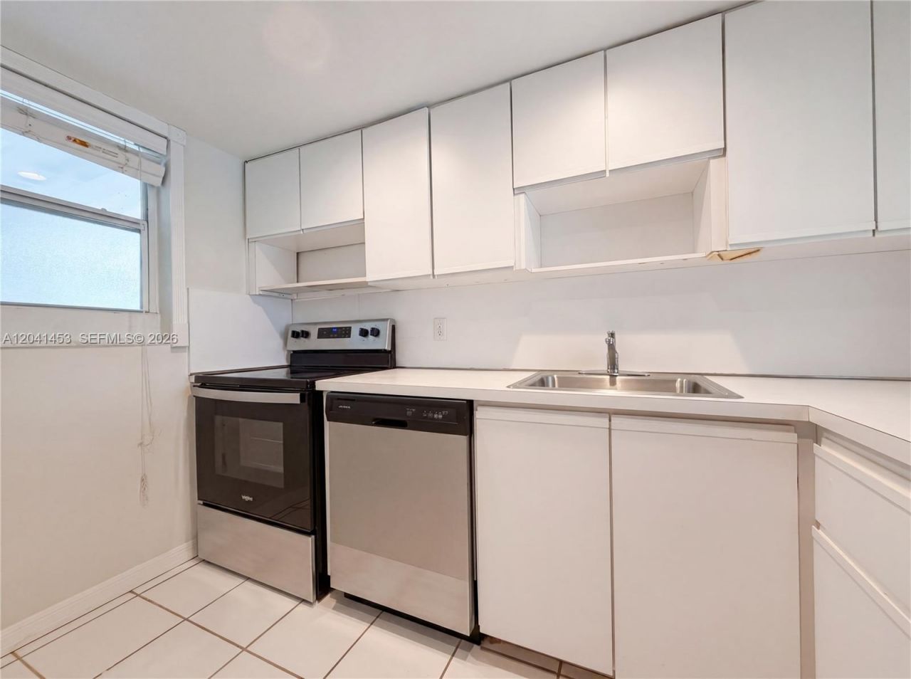 200 Galen Dr , Unit 202, Key Biscayne, FL 33149 Photo