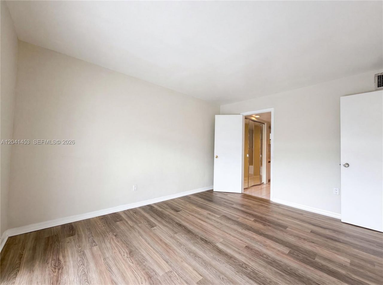 200 Galen Dr , Unit 202, Key Biscayne, FL 33149 Photo