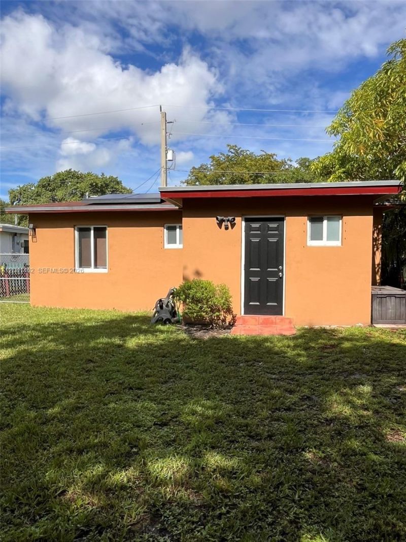 124 NW 6th Ave, Hallandale Beach, FL 33009 Photo
