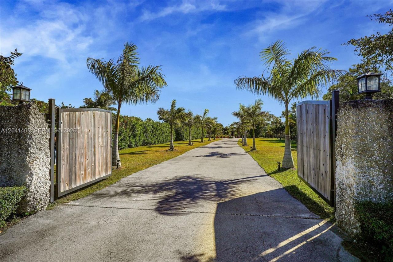 13201 SW 197th Ave , Miami, FL 33196 Photo