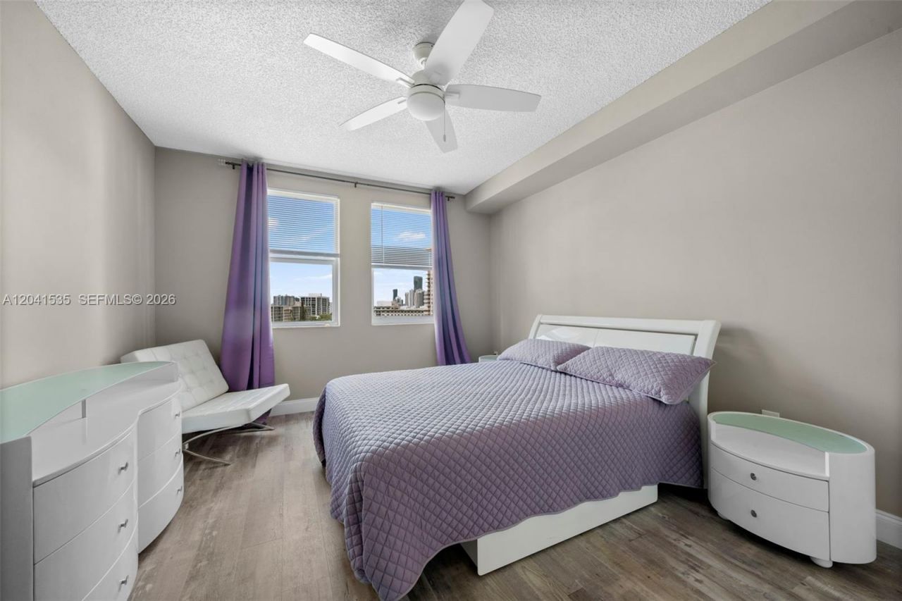 17150 N Bay Rd , Unit 2913, Sunny Isles Beach, FL 33160 Photo