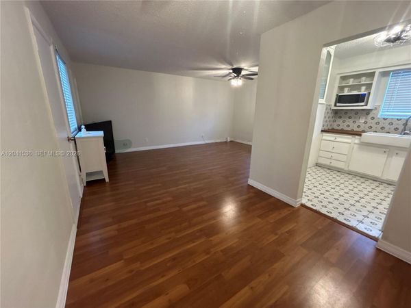 1717 Rodman St , Unit 18, Hollywood, FL 33020