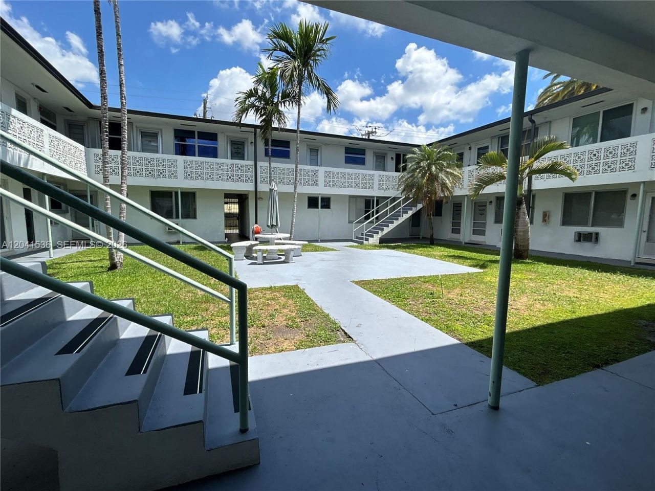 1717 Rodman St , Unit 18, Hollywood, FL 33020 Photo